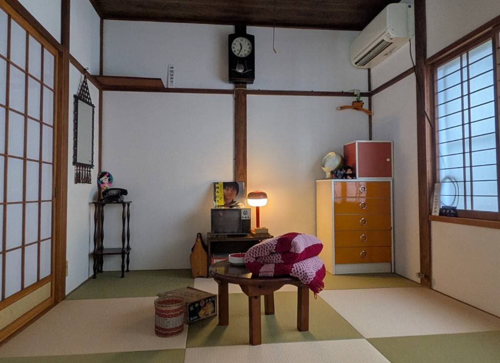 畳の間 — 昭和レトロな和室